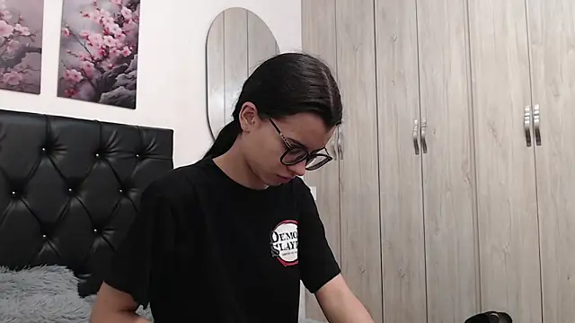 Snapshot of pinky_f00x chatting on 21, 5, 2026 pinky f00x online show from 21, 5, 2026