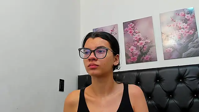 pinky f00x online show from 15, 7, 2026