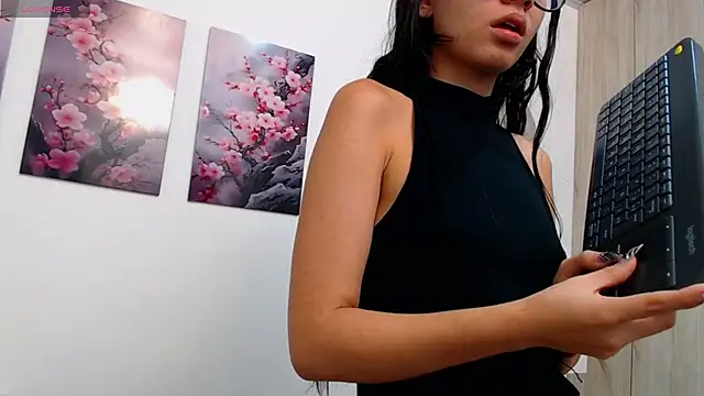 pinky f00x online show from 21, 2, 2026