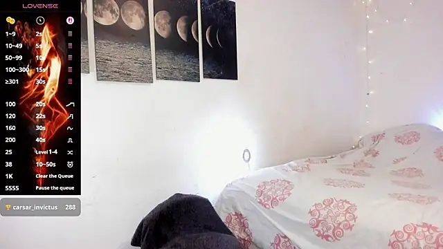 chloe kisses online show from 2, 6, 2026