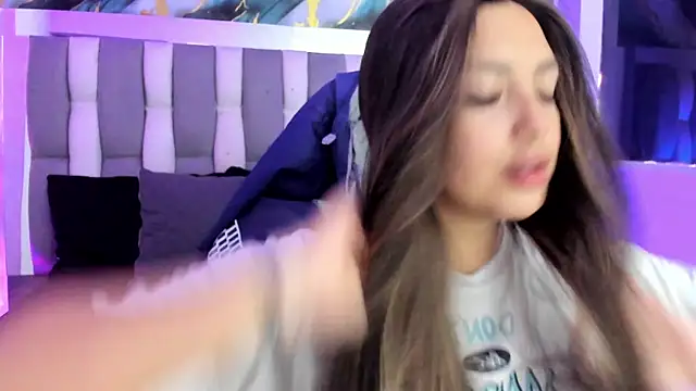 Adaara Rey online show from 15, 12, 2025