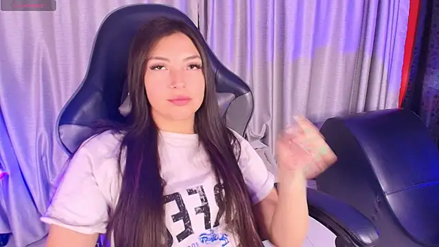 Adaara Rey online show from 15, 10, 2025