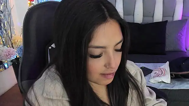 Adaara Rey online show from 29, 11, 2025