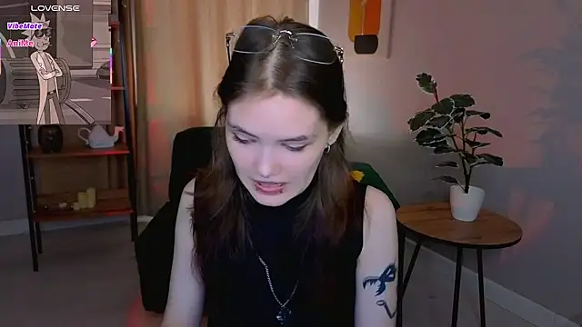 Dilara xBaby online show from 18, 3, 2026