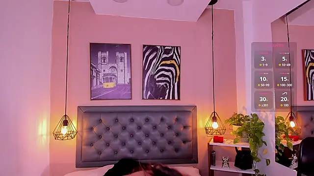 Snapshot of aisha_duque chatting on 28, 10, 2025 aisha duque online show from 28, 10, 2025