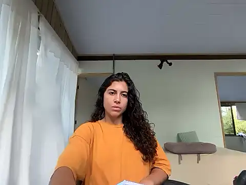deusaludovica online show from 7, 5, 2026
