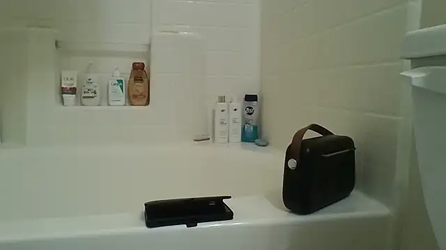 Scott654538 online show from 16, 10, 2025