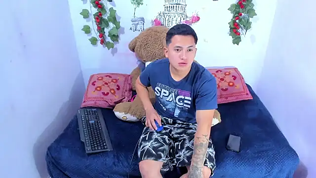 NataliaAndJulliam online show from 26, 10, 2025