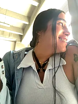 Bella  Wood online show from 14, 10, 2025