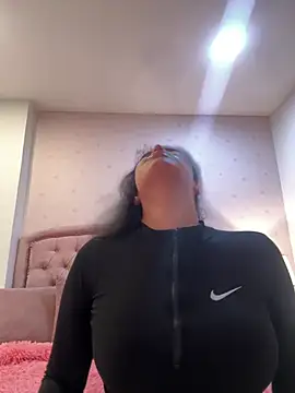 Bella  Wood online show from 12, 3, 2026