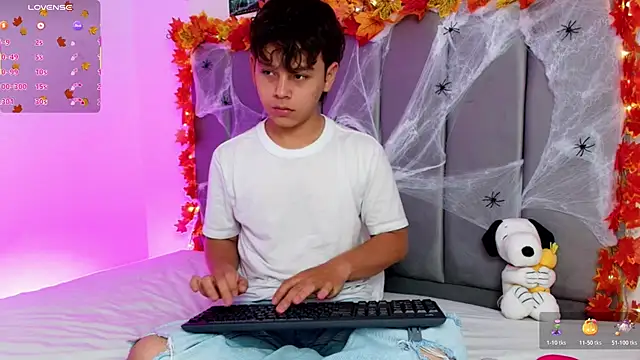 Snapshot of nico_leroy chatting on 20, 10, 2025 nico leroy online show from 20, 10, 2025