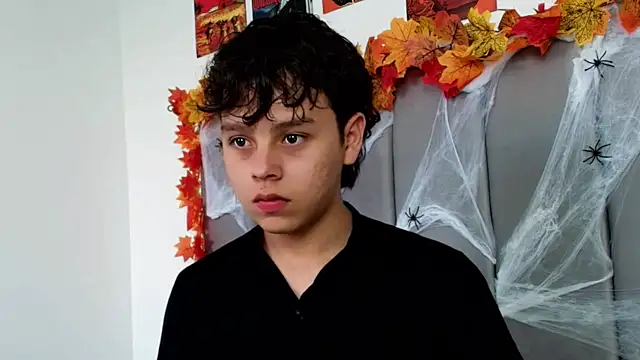 Snapshot of nico_leroy chatting on 29, 10, 2025 nico leroy online show from 29, 10, 2025