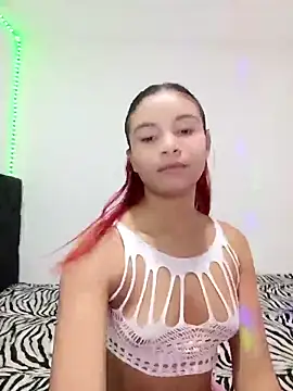 liz7skinny online show from 4, 4, 2026