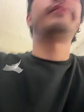 Snapshot of Elian_savoy chatting on 10, 10, 2025 Elian savoy online show from 10, 10, 2025