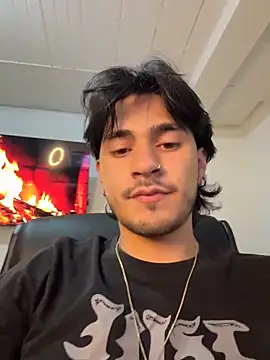 Snapshot of Elian_savoy chatting on 31, 10, 2025 Elian savoy online show from 31, 10, 2025