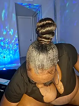 Thickkemzz41 online show from 27, 9, 2025