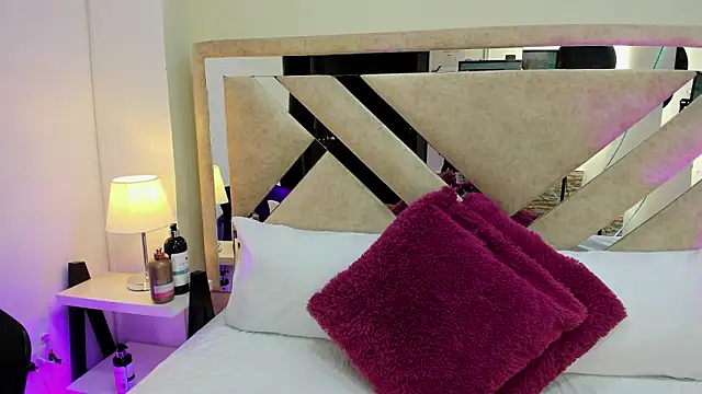 ximena vasquez8 online show from 21, 3, 2026