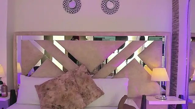 ximena vasquez8 online show from 5, 4, 2026