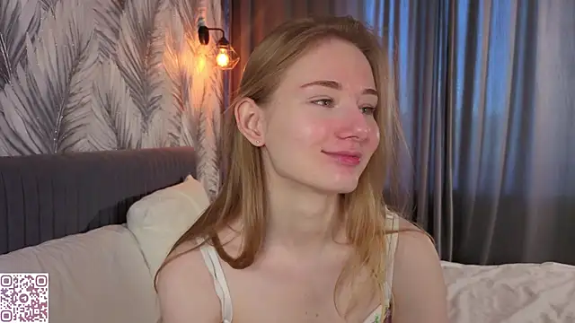 Snapshot of ElvinaRose chatting on 21, 5, 2026 ElvinaRose online show from 21, 5, 2026