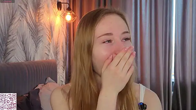 ElvinaRose online show from 9, 4, 2026