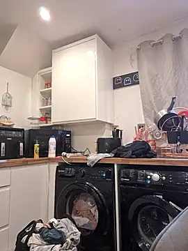 Tannedtattooed69 online show from 10, 3, 2026