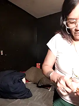 Snapshot of butterflykhash89 chatting on 23, 10, 2025 butterflykhash89 online show from 23, 10, 2025