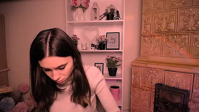 RosaRay  online show from 7, 4, 2026