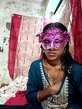 Snapshot of Babhi_Love chatting on 12, 10, 2025 Babhi Love online show from 12, 10, 2025