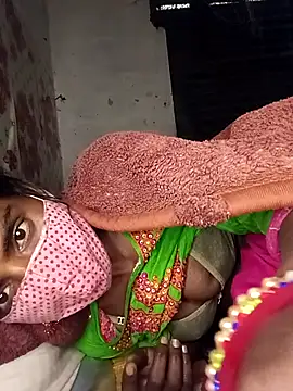 Snapshot of Babhi_Love chatting on 18, 11, 2025 Babhi Love online show from 18, 11, 2025