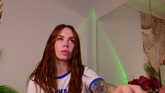 AnitaVensley online show from 5, 11, 2025