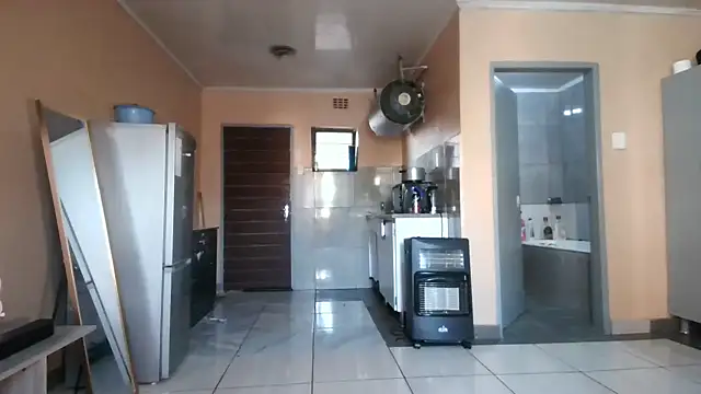 BusybooobsXXX3 online show from 19, 10, 2025