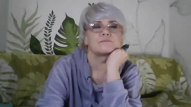 Catty Lady online show from 17, 1, 2026