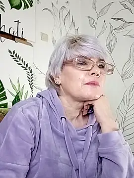 Catty Lady online show from 4, 2, 2026