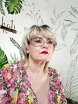 Snapshot of Catty_Lady chatting on 29, 5, 2026 Catty Lady online show from 29, 5, 2026