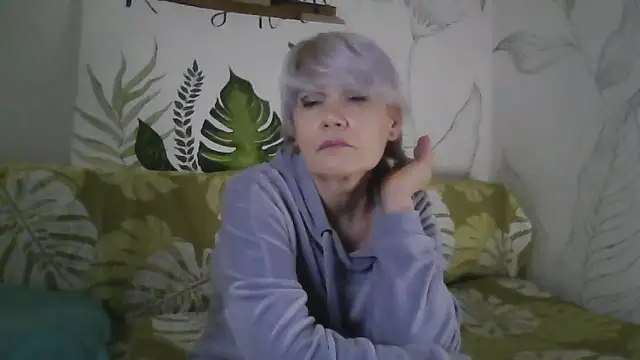 Catty Lady online show from 16, 12, 2025