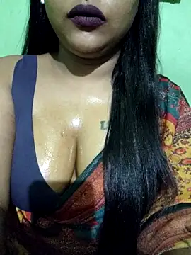 Snapshot of JIYA-04 chatting on 28, 9, 2025 JIYA-04 online show from 28, 9, 2025