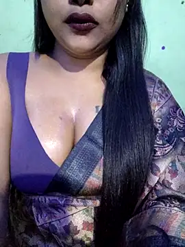 Snapshot of JIYA-04 chatting on 11, 11, 2025 JIYA-04 online show from 11, 11, 2025