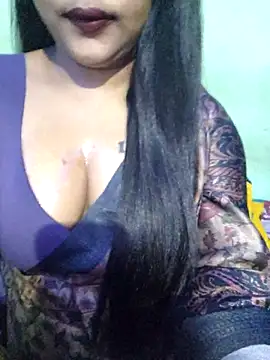 Snapshot of JIYA-04 chatting on 21, 11, 2025 JIYA-04 online show from 21, 11, 2025