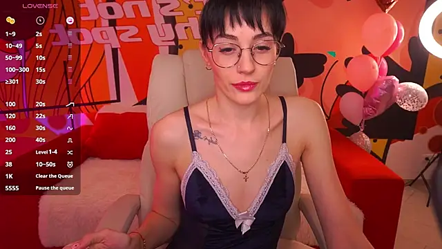 EviLune online show from 27, 2, 2026