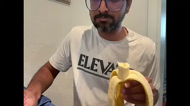 pranastro00 online show from 3, 11, 2025