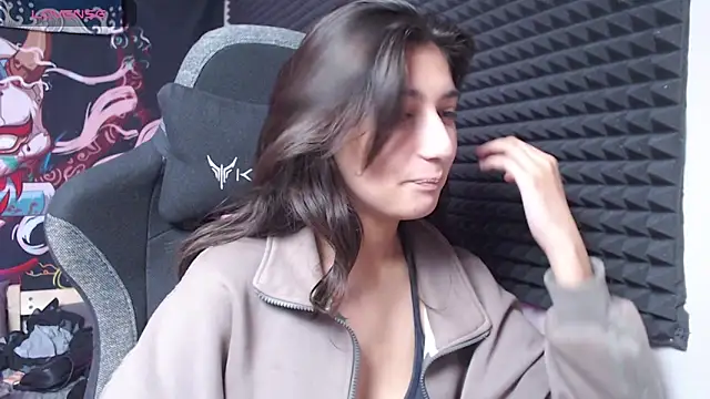 Elfy Rare  online show from 15, 11, 2025