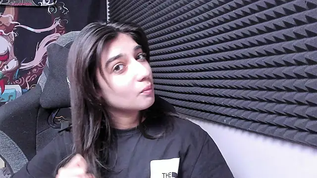 Elfy Rare  online show from 21, 11, 2025