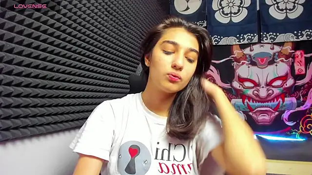 Elfy Rare  online show from 27, 10, 2025