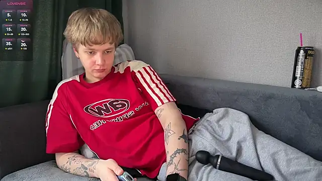 Snapshot of olivertasty chatting on 10, 5, 2026 olivertasty online show from 10, 5, 2026