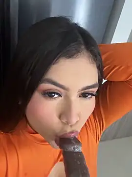 Skyy Angel online show from 17, 12, 2025