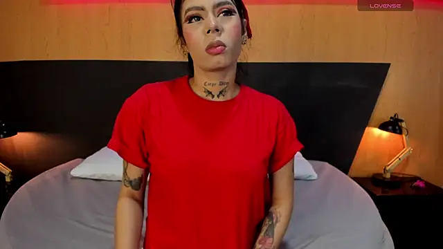 Dakota Monroe online show from 1, 10, 2025