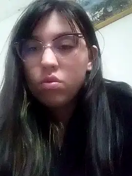 Snapshot of lareinalareinadelanal chatting on 17, 10, 2025 lareinalareinadelanal online show from 17, 10, 2025