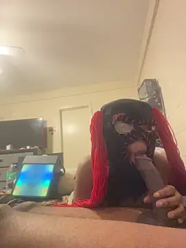 masked doll kashi online show from 12, 4, 2026