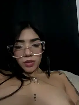 ElaRose 12 online show from 14, 1, 2026