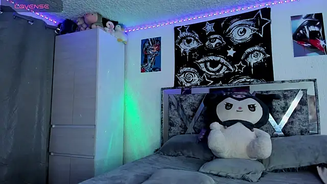 Dark Boy26 online show from 9, 11, 2025